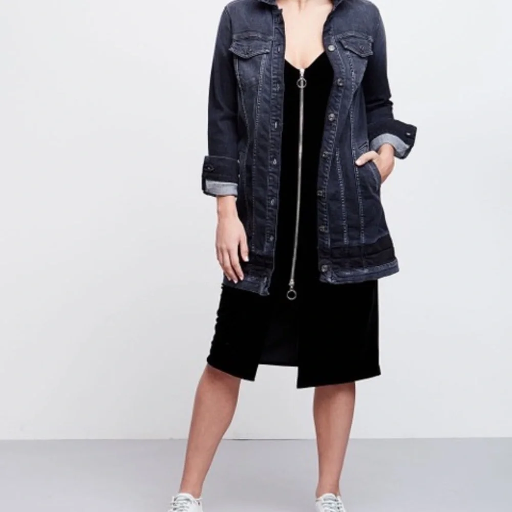 7 For All Mankind Long Trucker Denim Jacket - Picture 6 of 10